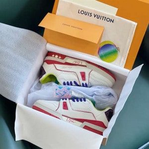 Louis Vuitton Trainer Sneaker - LSVT110