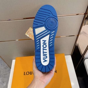 Louis Vuitton Trainer Sneaker - LSVT111