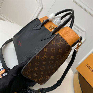 LOUIS VUITTON ON MY SIDE MM - WLM77
