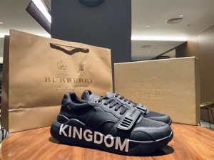 BURBERRY REGIS CHECK LACE-UP SNEAKER - BBR091