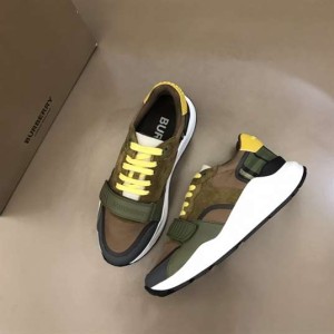 BURBERRY CHECK LACE-UP SNEAKERS IN MOSS GREEN - BBR094