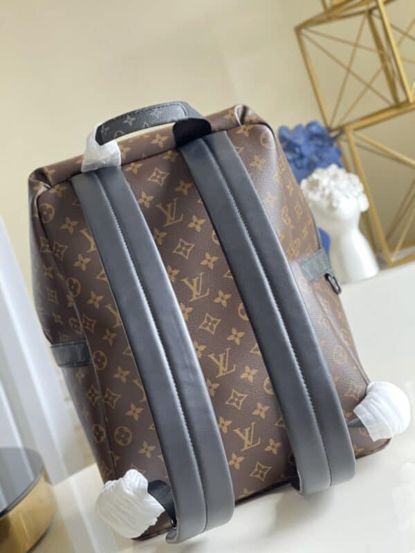 LOUIS VUITTON DISCOVERY BACKPACK - WLM508