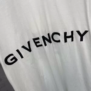 Givenchy 4g Embroidered T-shirt - GVS32