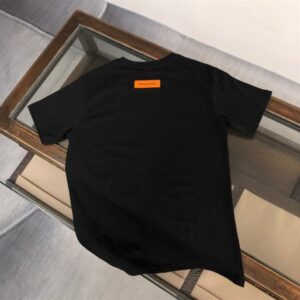 Louis Vuitton T-shirt - LSVT0175