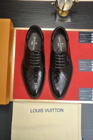 Louis Vuitton Lace-ups Shoes - LLV38