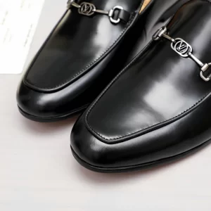 Louis Vuitton Loafers - LLV03