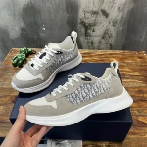 B25 RUNNER SNEAKER GRAY SUEDE AND WHITE TECHNICAL MESH WITH BLUE AND WHITE DIOR OBLIQUE CANVAS - CD122