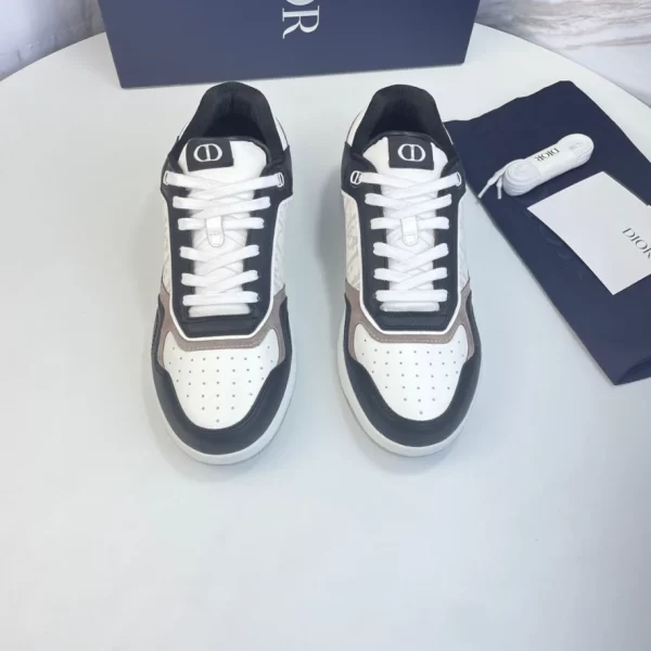 B27 LOW-TOP SNEAKER BLACK, WHITE AND BEIGE SMOOTH CALFSKIN WITH WHITE DIOR OBLIQUE GALAXY LEATHER - CDO97