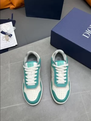 B27 LOW-TOP SNEAKER TURQUOISE AND CREAM SMOOTH CALFSKIN AND CREAM DIOR OBLIQUE JACQUARD CANVAS - CDO95