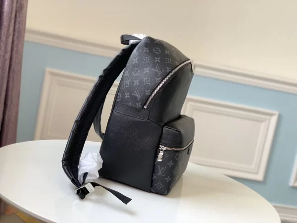 LOUIS VUITTON DISCOVERY BACKPACK - WLM532