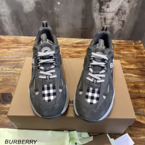 BURBERRY LEATHER AND SUEDE SNEAKERS - BBR132
