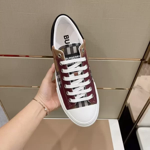 BURBERRY VINTAGE CHECK COTTON, MESH AND LEATHER SNEAKERS - BBR120