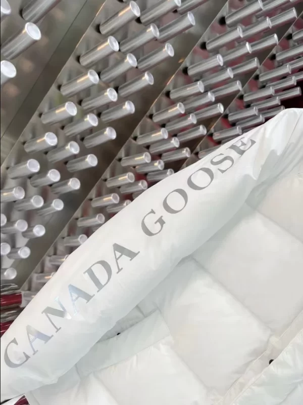 Canada Goose Coats - CG065