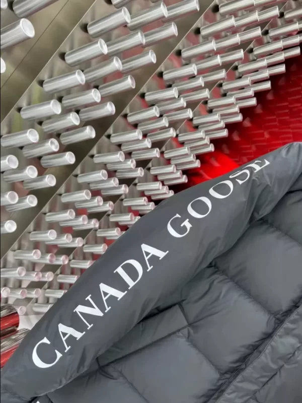 Canada Goose Coats - CG066
