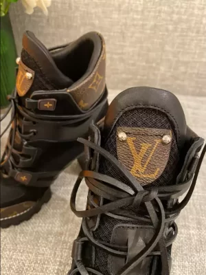 LV STAR TRAIL ANKLE BOOT - WLS040