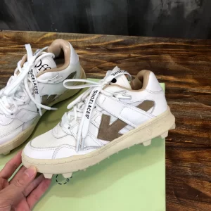 Off-White Mountain Cleats Sneakers - OFF67