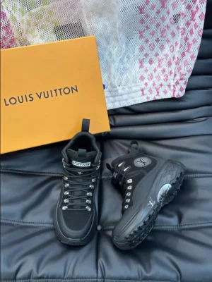 LV DISCOVERY ANKLE BOOT – LSVT333