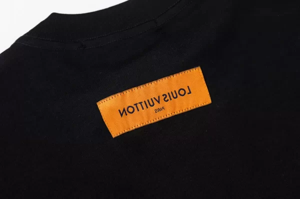 Louis Vuitton T-shirt - LSVT0217