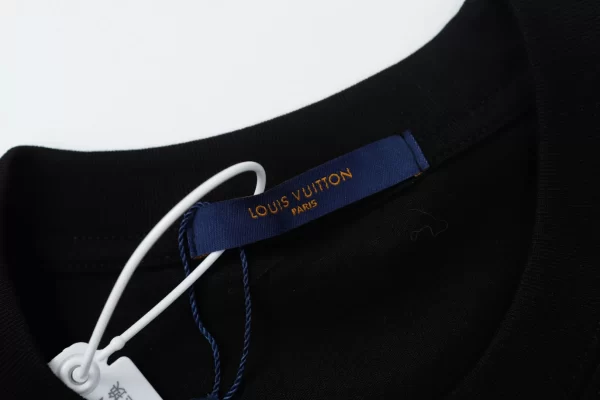 Louis Vuitton T-shirt - LSVT0222