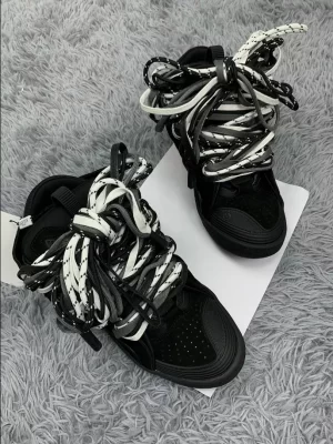 Lanvin Leather Curb Sneakers – LV016