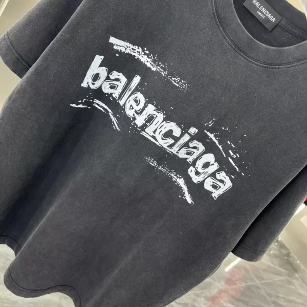 Balenciaga T-shirt - BBS118
