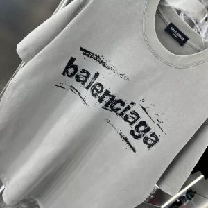 Balenciaga T-shirt - BBS119