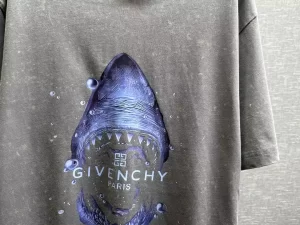 Givenchy Flames print T-shirt - GVS60