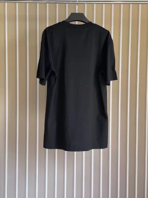 Givenchy T-shirt - GVS46