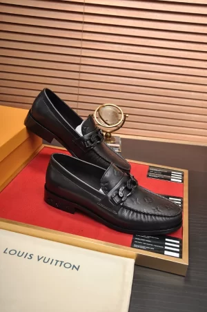 Louis Vuitton Loafers - LLV60