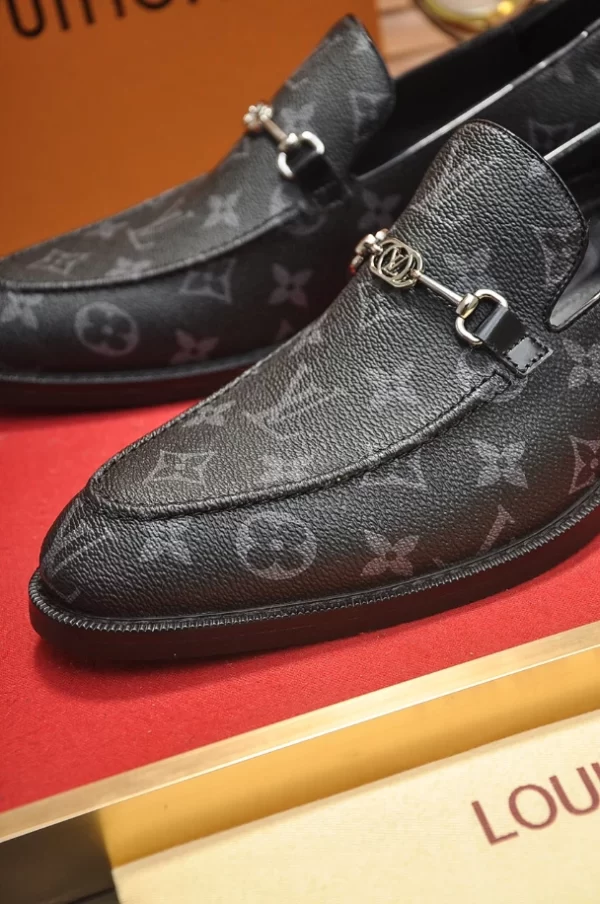 Louis Vuitton Loafers - LLV67