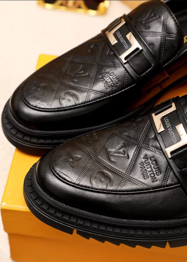 Louis Vuitton Loafers - LLV75