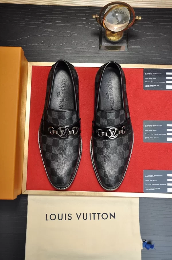 Louis Vuitton Loafers - LLV78