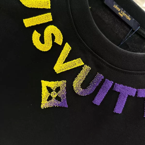 Louis Vuitton T-shirt - LSVT0236