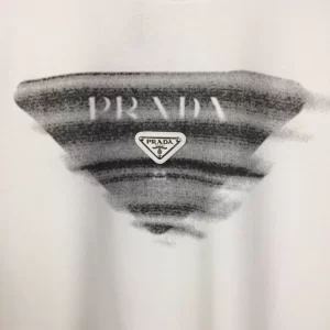 Prada T-shirt - PRT009