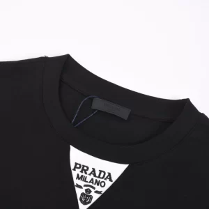 Prada T-shirt - PRT025