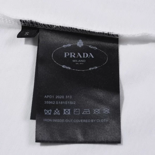 Prada T-shirt - PRT026